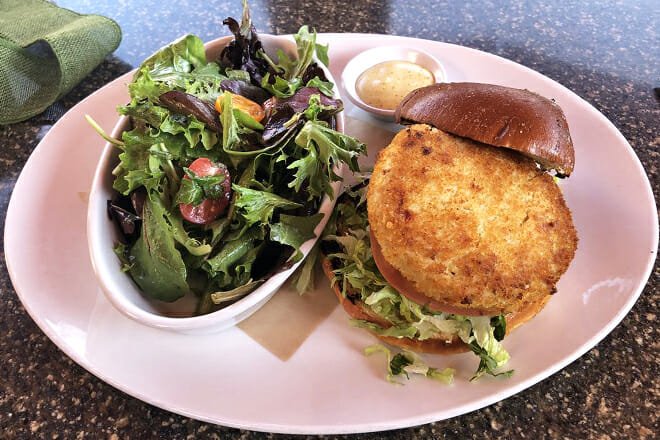 Lunch Spots Downtown Albuquerque Business District to Grab a Bite